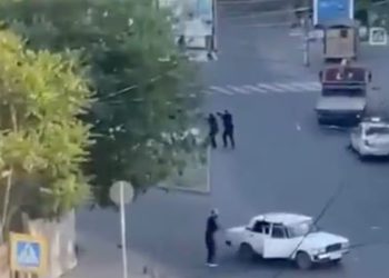Ataques en templos en Rusia dejan al menos 10 muertos