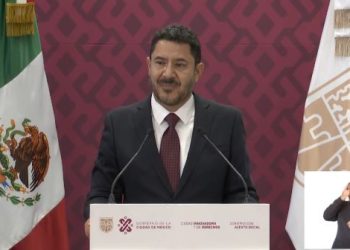 Autoridades capitalinas atienden reporte de olor a combustible en Gustavo A. Madero