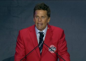 Patriotas retiran número 12 de Tom Brady en su ingreso al Salón de la Fama