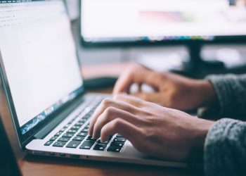 Las 5 industrias de software que están revolucionando el mundo