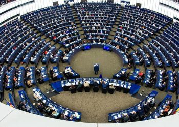 ¿Qué significa que la derecha sea la primera fuerza política en el Parlamento Europeo?