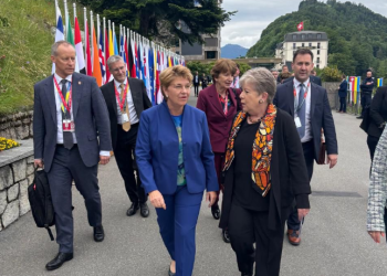 México acuerda con Suiza ayuda para resguardo de propiedades diplomáticas en Ecuador