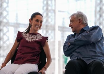 López Obrador y Sheinbaum prometen subsidios a la electricidad en la frontera con EU