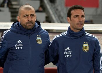 Scaloni: “Si Messi está en condiciones juega siempre”
