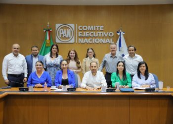 Garantizan que una mujer participe en la contienda por la dirigencia del PAN