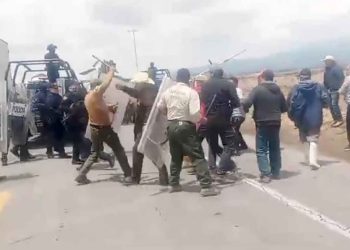 Dos policías detenidos tras enfrentamientos en Totalco, Veracruz