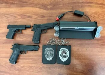 Aseguran a tres por hacerse pasar por Policías de Investigación en Edomex
