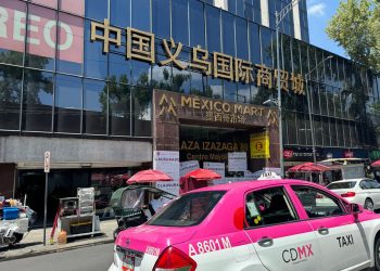 Cierre de plaza comercial en Izazaga 89 divide opiniones entre ciudadanos
