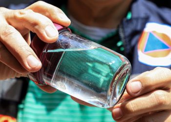 agua contaminada