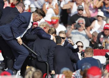 Citan a declarar a la jefa del Servicio Secreto por el atentado contra Trump