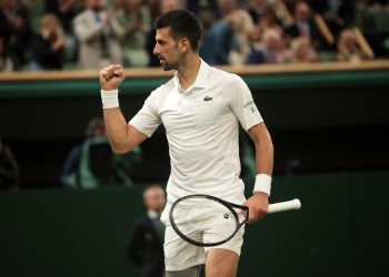 Djokovic sin problemas ante Rune