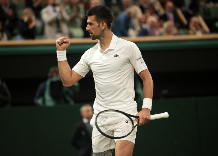 Wimbledon (United Kingdom), 08/07/2024.- Novak Djokovic of Serbia celebrates after winning against Holger Rune of Denmark (unseen) during their round of 16 match at the Wimbledon Championships, Wimbledon, Britain, 08 July 2024. (Tenis, Dinamarca, Reino Unido) EFE/EPA/TIM IRELAND EDITORIAL USE ONLY