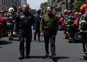 Entregan nuevas unidades de primera respuesta a Heroico Cuerpo de Bomberos