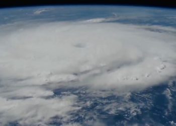Beryl llegará a Jamaica con fuerza de huracán mayor, amenaza a México y Belice
