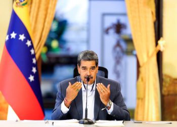 “Venga por mí, cobarde”: Maduro reta a Edmundo González