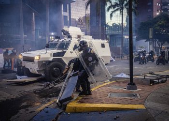 Al menos 11 muertos han dejado las protestas en Venezuela: ONG
