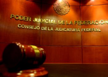 Suspende e investiga Judicatura a juez que “protegió” a Cabeza de Vaca