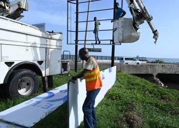 Jamaica decreta toque de queda y estado de emergencia por Beryl