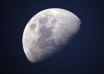 tunel en la luna