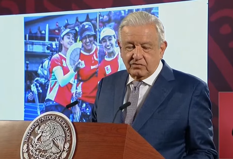 amlo felicita