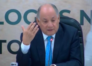 Morena distribuye proyecto de dictamen para desaparecer organismos autónomos