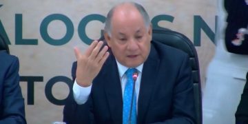 Morena distribuye proyecto de dictamen para desaparecer organismos autónomos