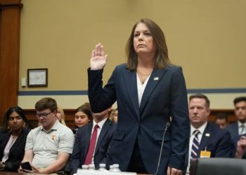 Dimite la directora del Servicio Secreto de Estados Unidos