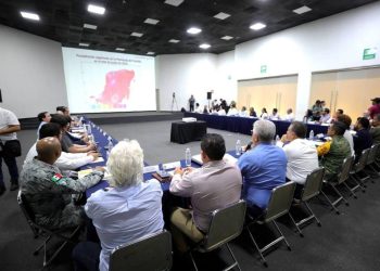Yucatán anticipa acciones por posible impacto de huracán Beryl