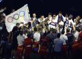 Los Ángeles 2028 recibe la bandera olímpica