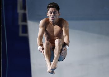 Randal Willars se deja escapar la medalla en el último salto