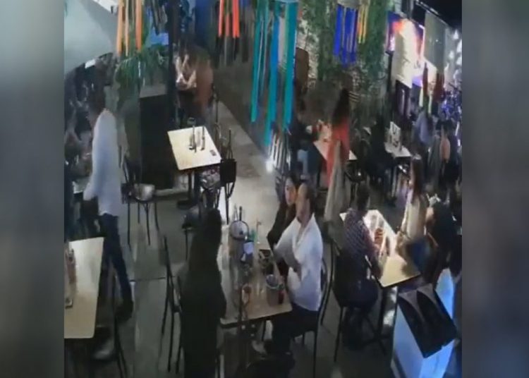 EXPLOSIVO RESTAURANTE