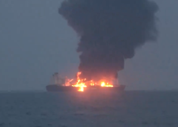 Tragedia ambiental acecha al Mar Rojo