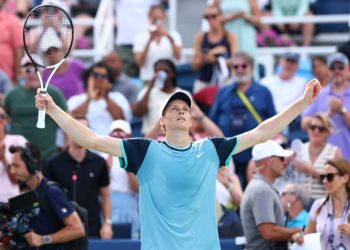 Jannik Sinner avanzó en el Masters de Cincinnati