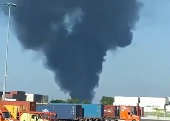 Reportan explosión en contenedor de Recinto Portuario en Veracruz