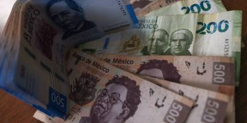 BIVA pide que afores puedan invertir en mercado de valores