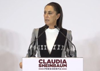 Sheinbaum asegura que la economía mexicana está fuerte y en crecimiento