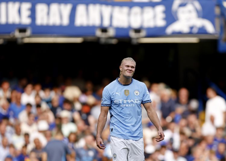 London (United Kingdom), 18/08/2024.- Erling Haaland of Manchester City reacts during the English Premier League match between Chelsea and Manchester City in London, Britain, 18 August 2024. (Reino Unido, Londres) EFE/EPA/TOLGA AKMEN EDITORIAL USE ONLY. No use with unauthorized audio, video, data, fixture lists, club/league logos, 'live' services or NFTs. Online in-match use limited to 120 images, no video emulation. No use in betting, games or single club/league/player publications.