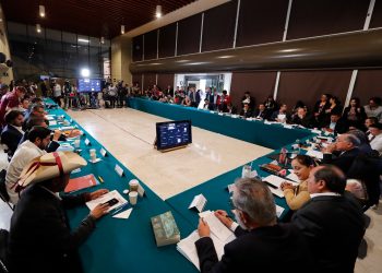 Aprueban en comisiones prohibir los vapeadores y el uso ilícito del fentanilo