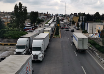 Colapsa carretera federal México-Veracruz en Calpulalpan