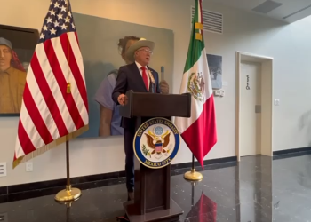 Joaquín Guzmán López se entregó y se llevó al “Mayo” desde Sinaloa: Salazar