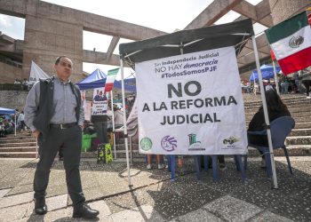 Marchan en contra de la Reforma Judicial