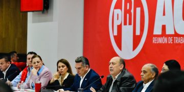 Rubén Moreira repetirá como coordinador de diputados federales del PRI