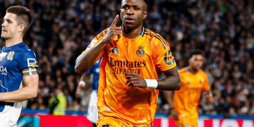 El Real Madrid se impone 2-0 a la Real Sociedad