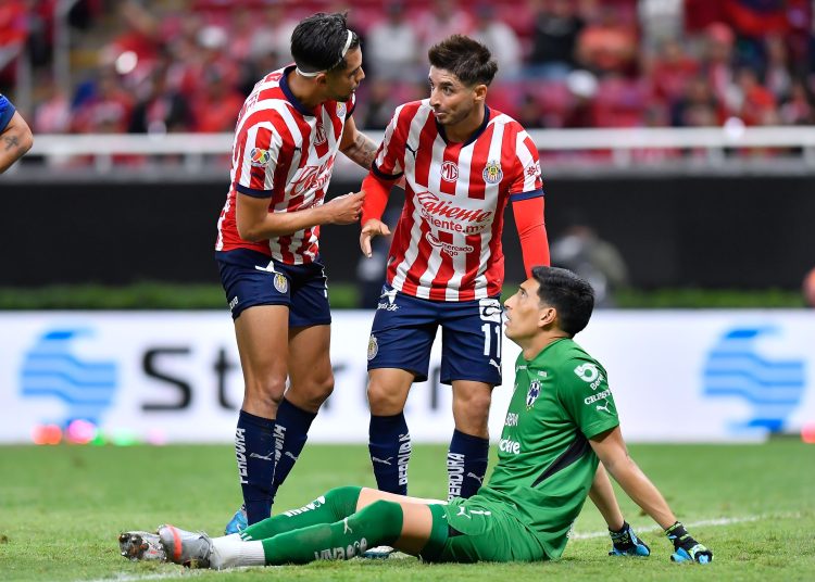 Ricardo Marin, Isaac Brizuela of Guadalajara and Esteban Andrada of Monterrey during the 10th round match between Guadalajara and Monterrey as part of the Liga BBVA MX, Torneo Apertura 2024 at Akron Stadium on September 28, 2024 in Guadalajara, Jalisco, Mexico.
