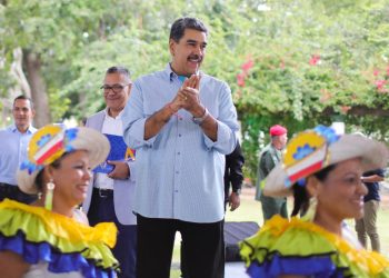 ¡Histórica decisión! Justicia de Argentina ordena la captura de Maduro