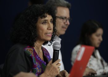 Quedaron sentadas las bases para la transformación del sistema de salud capitalino: Oliva López