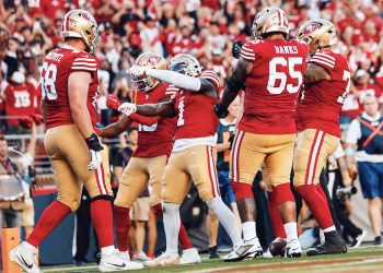 San Francisco frena en seco a Rodgers