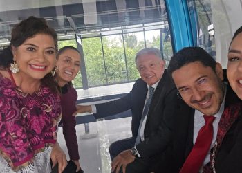 Ya se inauguró el cablebús 3.  López Obrador hace viaje a los Pinos