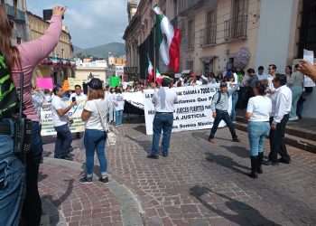 Poder Judicial de Guanajuato y Federal marchan contra la Reforma de AMLO