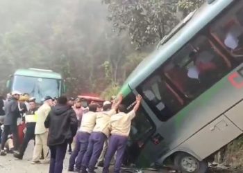 Accidente en Perú deja cuatro mexicanos heridos